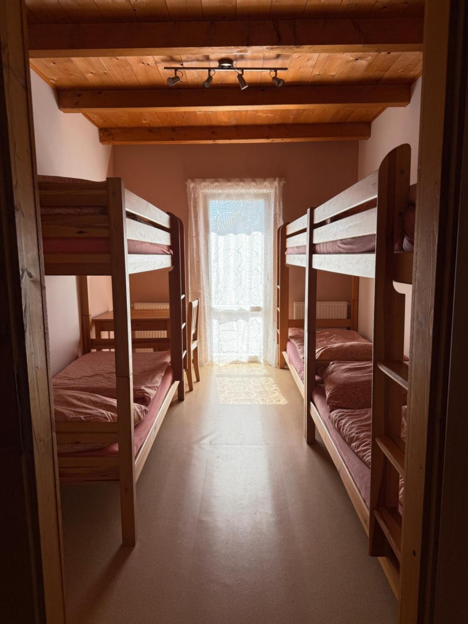 Ubytování Samba Benesov u Semil Exterior foto